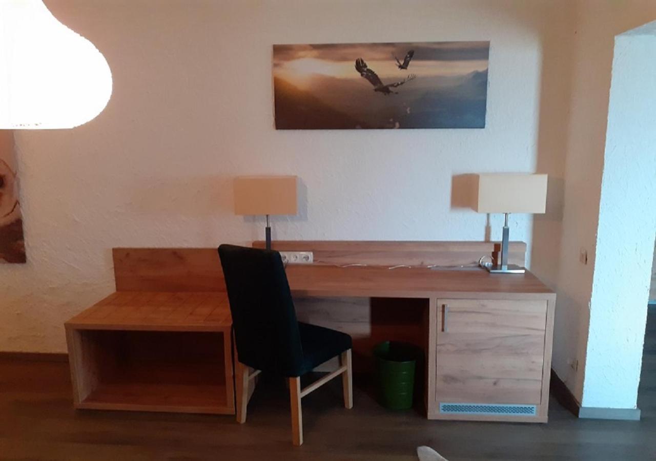 Land-Gut-Hotel Zum Alten Forsthaus - Aufladestation Fuer Elektroautos Hürtgenwald Eksteriør bilde